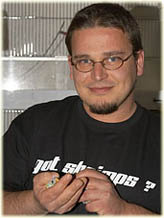 Lauchgr�ne Papageiamadine